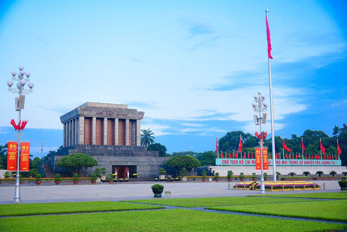 MIỀN BẮC (HÀ NỘI - LÀO CAI - SAPA - FANSIPAN - BÁI ĐÍNH - TRÀNG AN - HẠ LONG) - VIETJET AIR- 5 NGÀY 4 ĐÊM