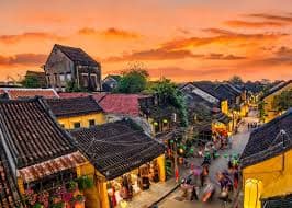 TRẢI NGHIỆM CHUYẾN TÀU DI SẢN ĐÀ NẴNG – HỘI AN -HUẾ